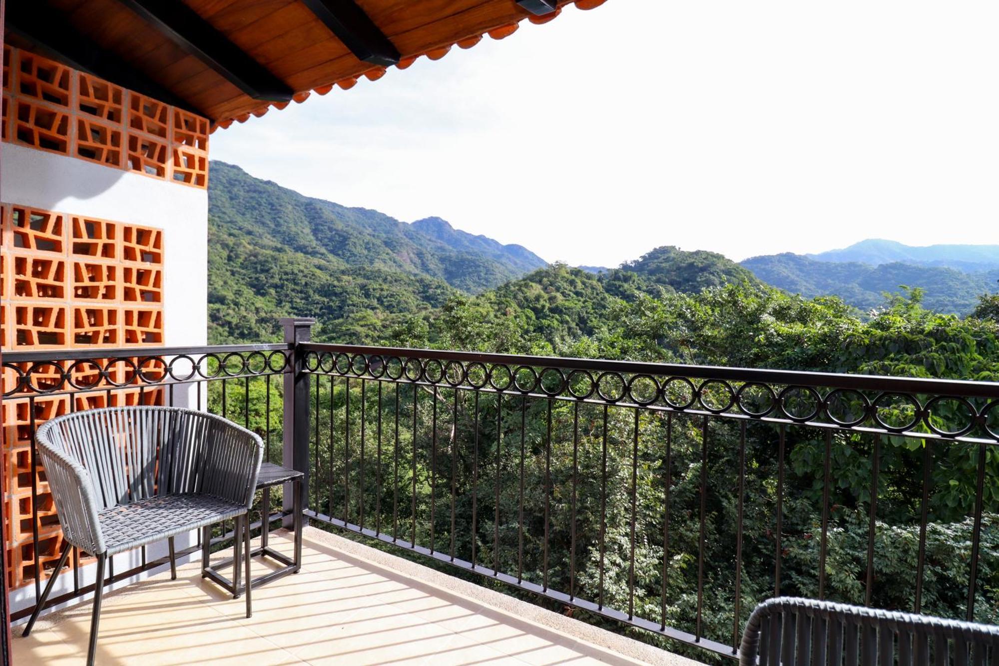 River Park Hotel Puerto Vallarta Exterior photo