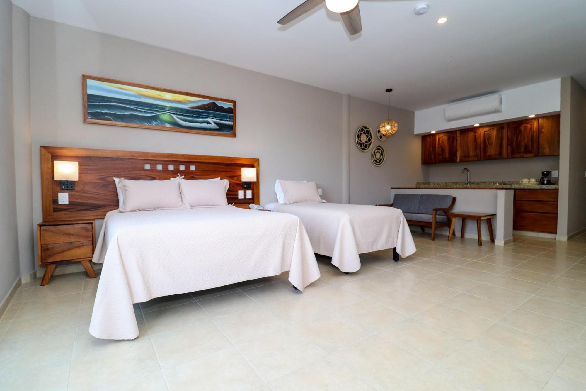 River Park Hotel Puerto Vallarta Exterior photo