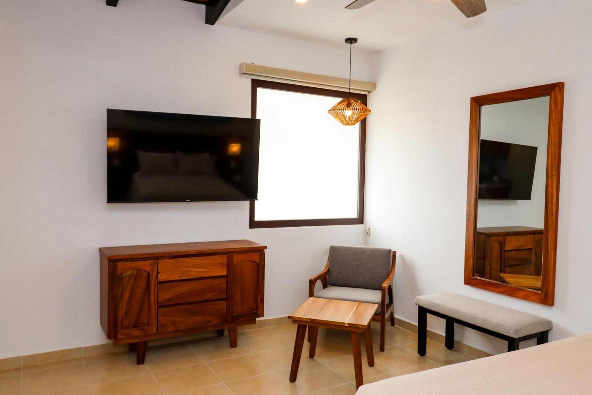 River Park Hotel Puerto Vallarta Exterior photo