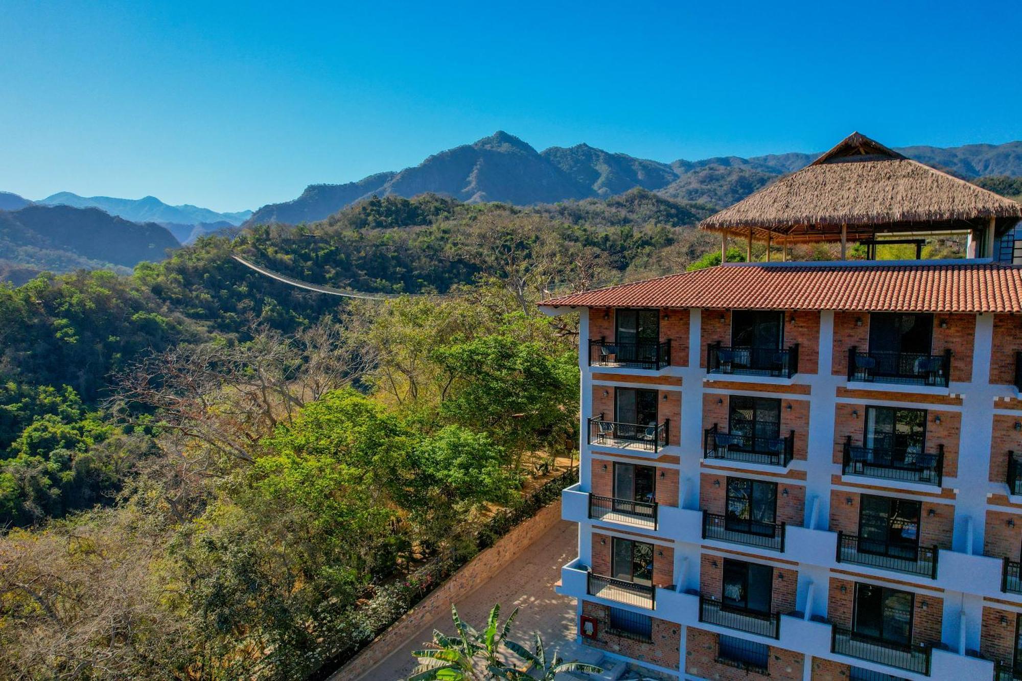 River Park Hotel Puerto Vallarta Exterior photo