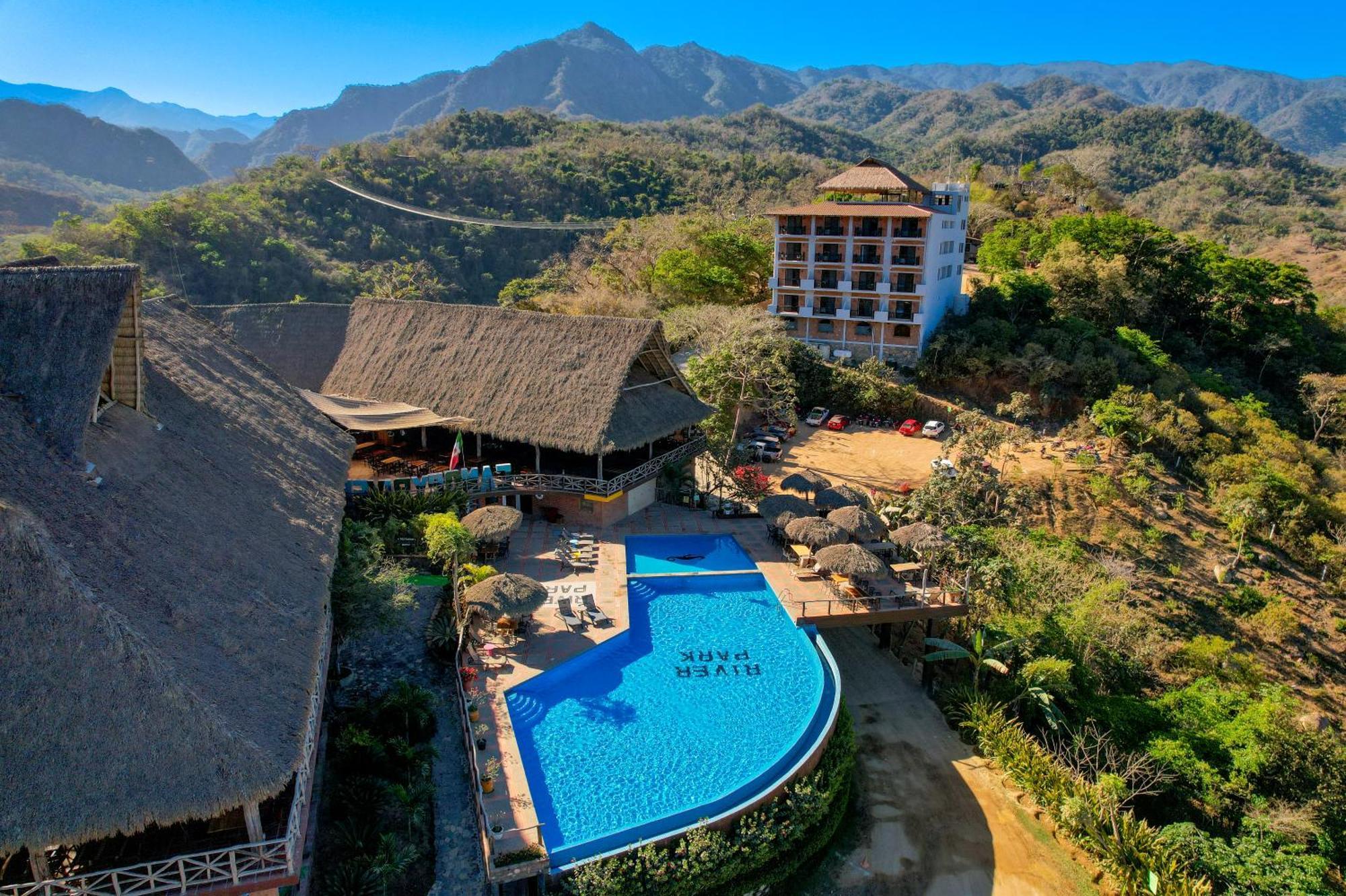 River Park Hotel Puerto Vallarta Exterior photo