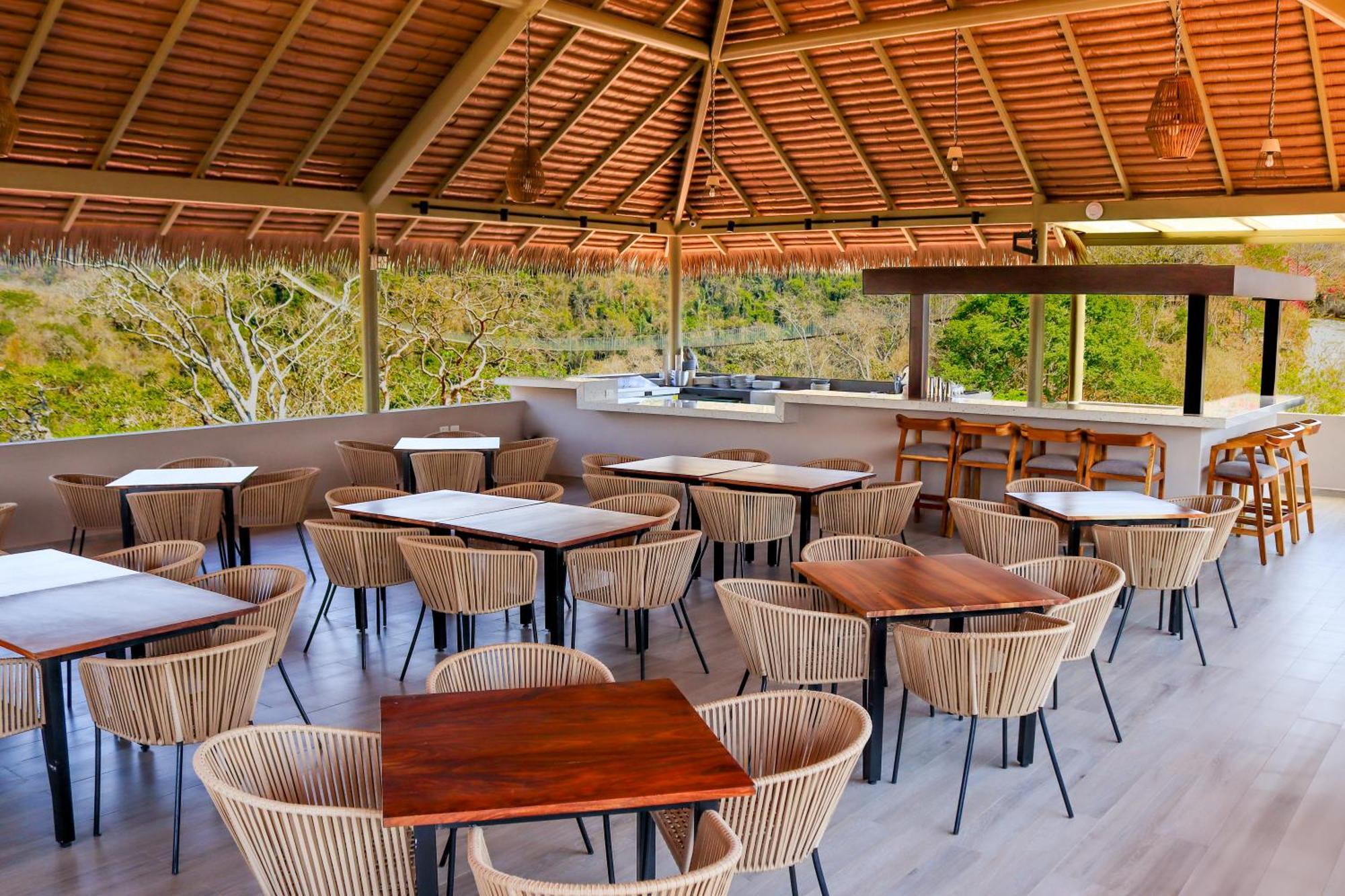 River Park Hotel Puerto Vallarta Exterior photo